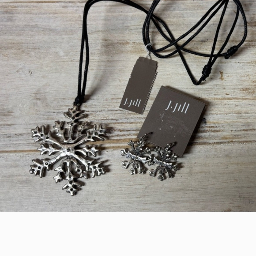 J. Jill Silver Snowflake Pendant Set - Picture 2 of 2